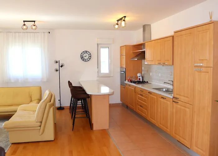 Aurora Luxury Apartment