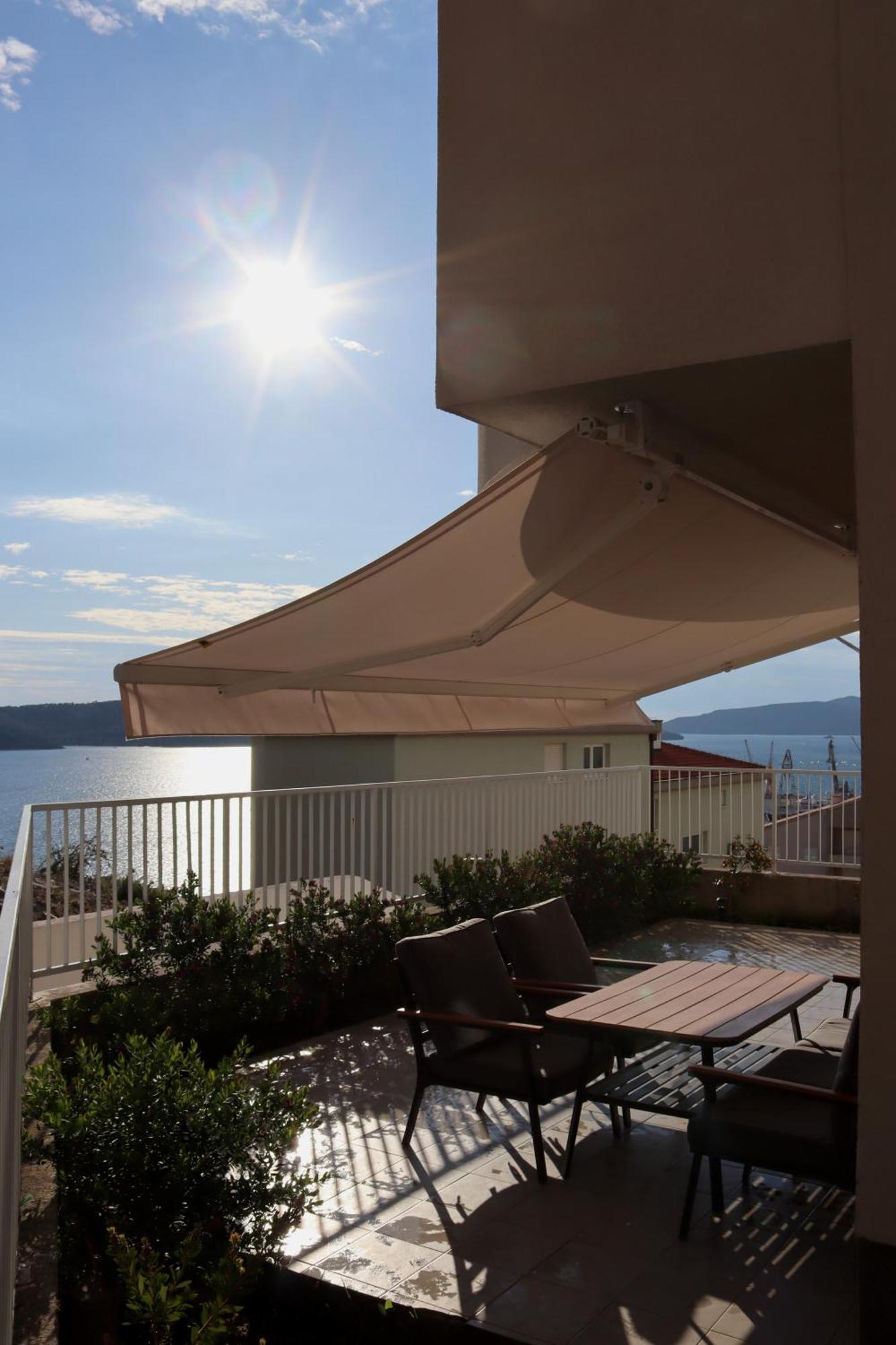 Aurora Luxury Apartment